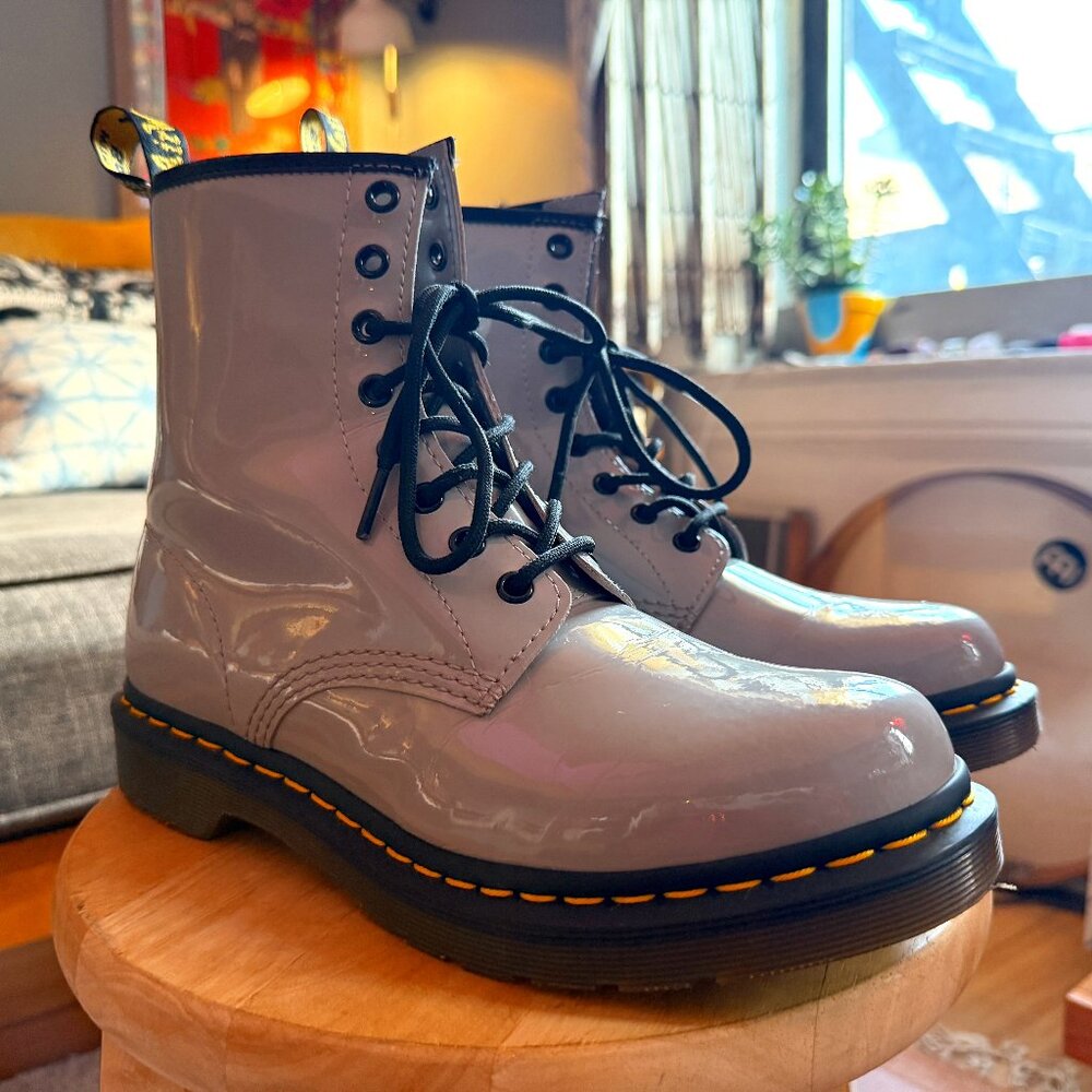Dr. Martens - 1460 Boot - UK size 7/US size 9